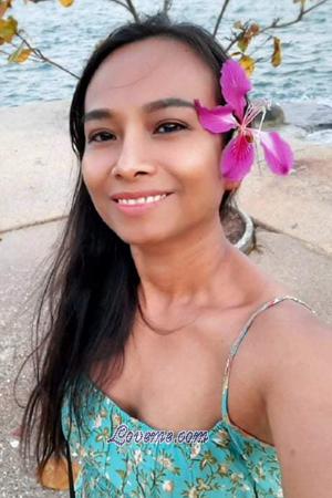 188064 - Pitchaya Edad: 39 - Tailandia