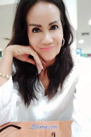 188279 - Sujitra Edad: 52 - Tailandia