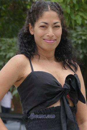 188825 - Maria del Pilar Edad: 39 - Colombia