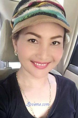 188969 - Puttharaporn Edad: 49 - Tailandia