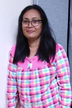 189953 - Wilairat Edad: 54 - Tailandia