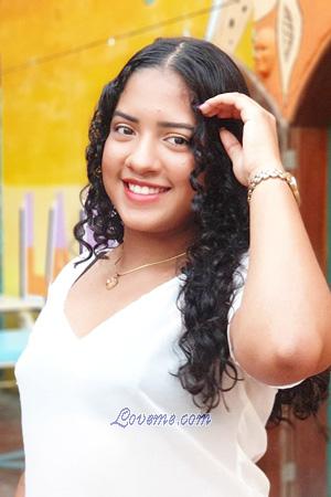 190062 - Angie Edad: 23 - Colombia