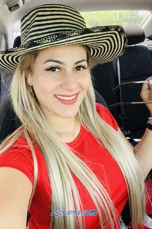 190210 - Adriana Edad: 37 - Venezuela