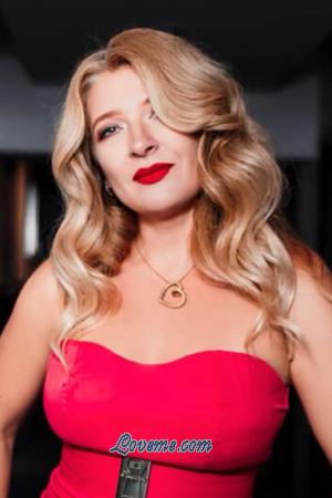 190277 - Vladyslava Edad: 52 - Ucrania