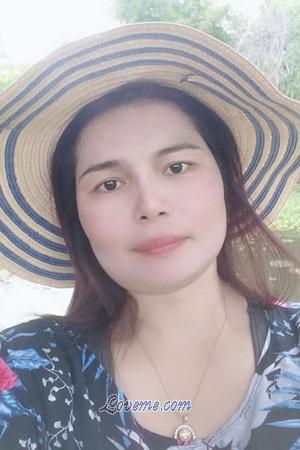 190513 - Duangjai Años: 43 - Tailandia