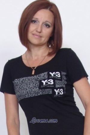 190718 - Irina A&ntilde;os: 52 - Ucrania