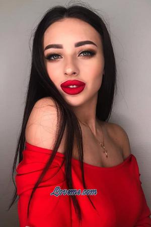 191096 - Oksana Edad: 29 - Russia