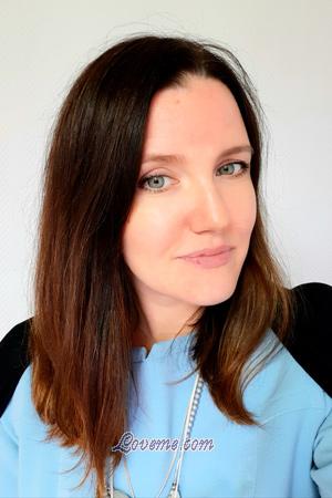 192360 - Ekaterina Edad: 40 - Rusia