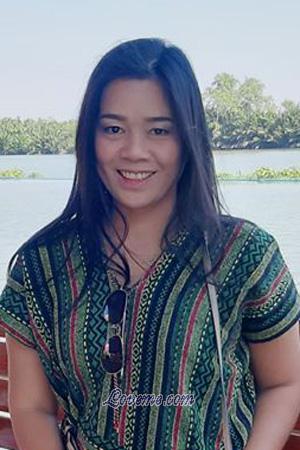 192930 - Chantip Edad: 48 - Tailandia