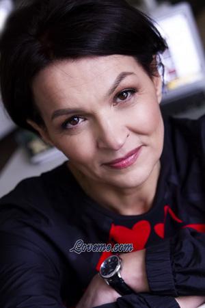 193010 - Elena Edad: 59 - Bielorrusia