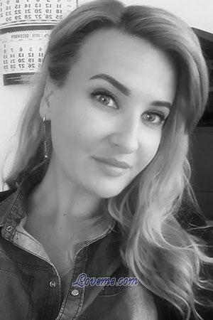 193112 - Julia Edad: 40 - Rusia