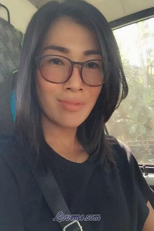 193510 - Rudeewan Edad: 44 - Tailandia