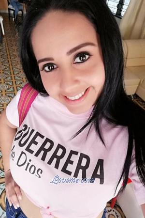 193604 - Clarena Edad: 41 - Colombia