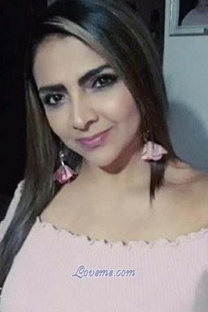 193606 - Yolanda Edad: 44 - Colombia