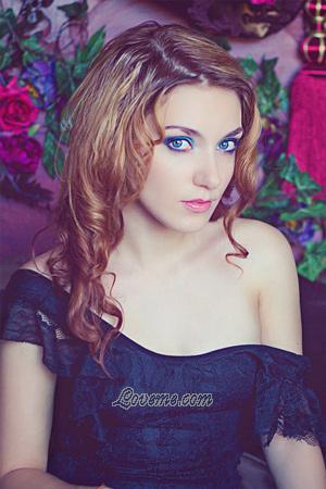 193900 - Anna Edad: 37 - Rusia