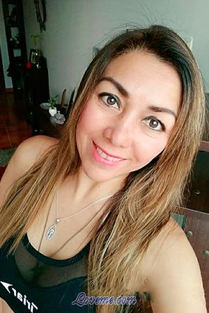 194081 - Marina Edad: 47 - Perú