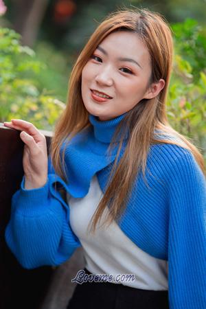 194717 - Yuying Edad: 24 - China