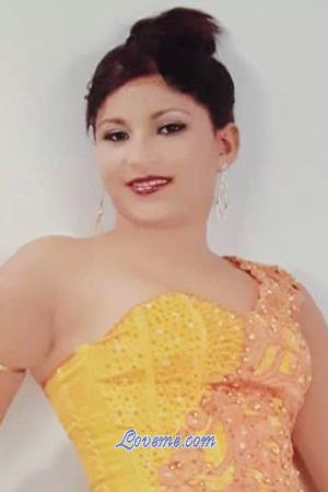 195135 - Naivis Edad: 23 - Cuba