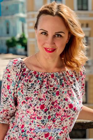 195433 - Yana Edad: 47 - Ucrania