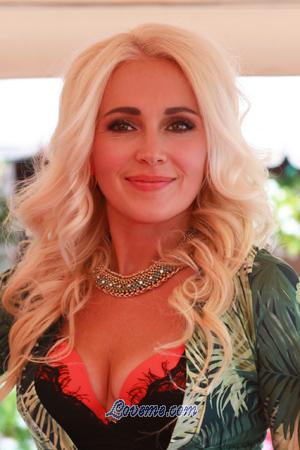 195569 - Ruslana Edad: 52 - Ucrania