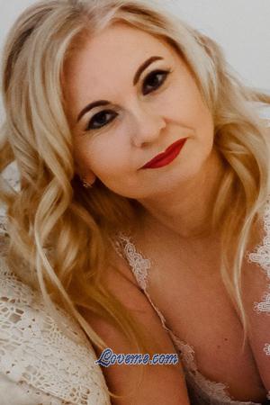 195758 - Irina Edad: 52 - Russia