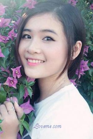 195835 - Thi Nhi Edad: 26 - Vietnam