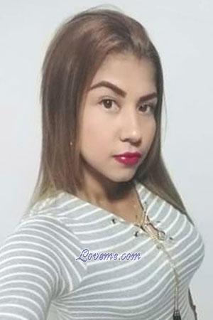 196583 - Yisela Edad: 35 - Colombia