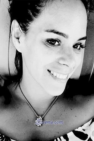 198304 - Soledad Edad: 40 - Perú