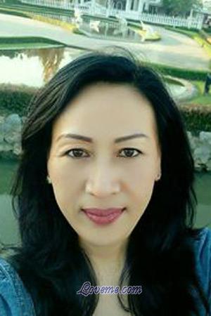 198557 - Nongnuch Edad: 57 - Tailandia