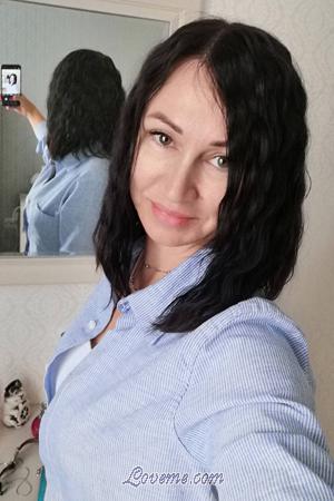 198627 - Juliya Edad: 48 - Russia