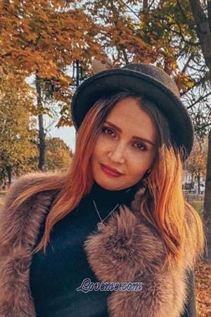 198640 - Rumiya Edad: 34 - Rusia