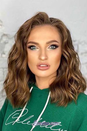 198885 - Kristina A&ntilde;os: 28 - Ucrania