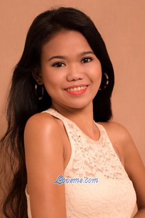 200545 - Ashley Edad: 28 - Filipinas