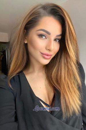 203305 - Julia Edad: 26 - Ucrania