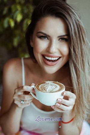 203307 - Mariya Edad: 33 - Ucrania