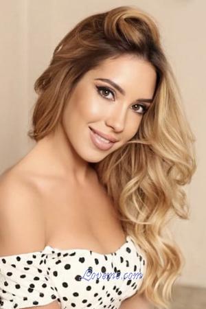 203315 - Julia Edad: 28 - Ucrania