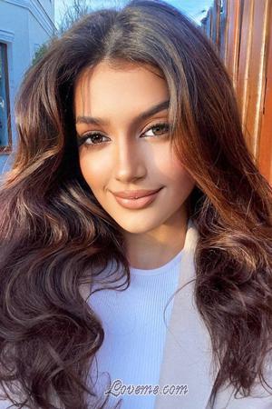 203500 - Katerina Edad: 22 - Ucrania