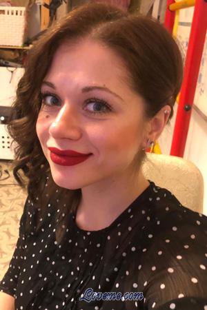 203827 - Alexandra Edad: 35 - Rusia