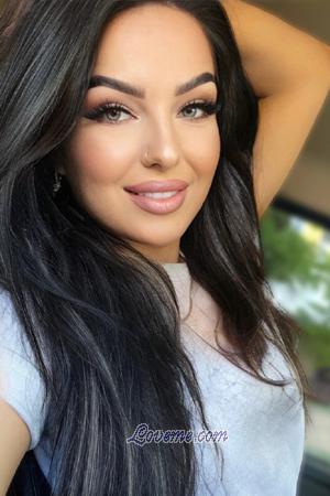 203953 - Alina Edad: 32 - Ucrania