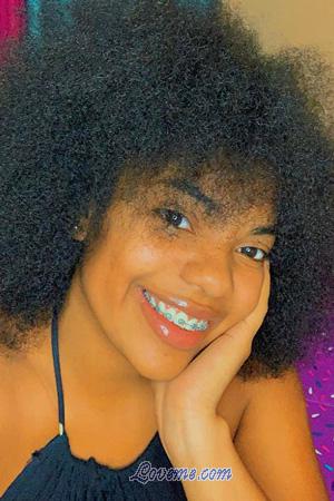 204929 - Vanessa Edad: 25 - Costa Rica