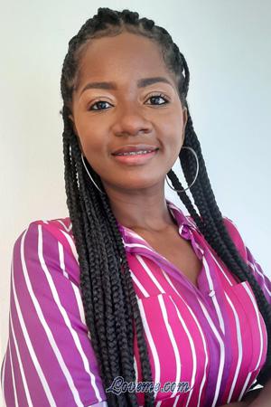 205104 - Stefany Edad: 35 - Colombia