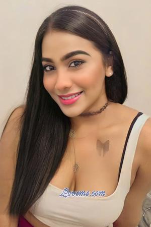 205708 - Julia Edad: 26 - Colombia