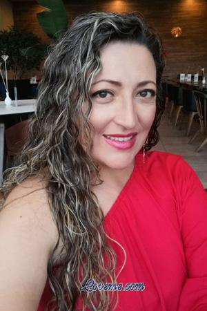 205749 - Yasmin Aleyda Edad: 44 - Colombia