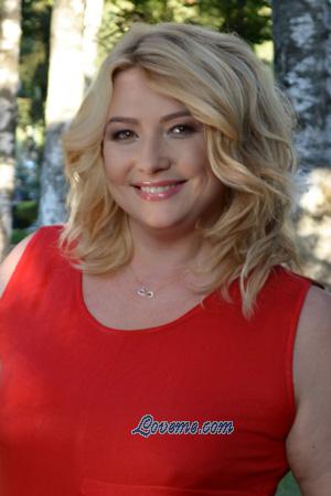 206826 - Elena Edad: 49 - Ucrania