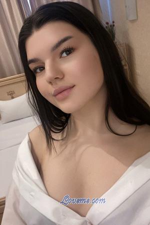 207139 - Lyudmila Edad: 19 - Ucrania