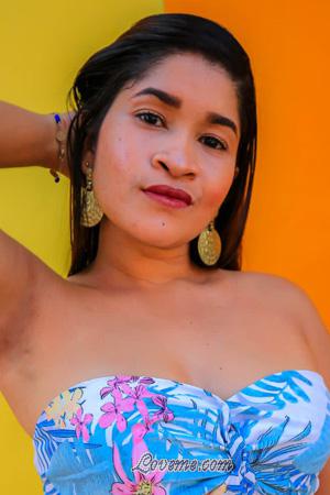 207179 - Aida Edad: 33 - Colombia