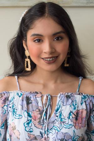 207617 - Claudia Edad: 24 - Per&uacute;