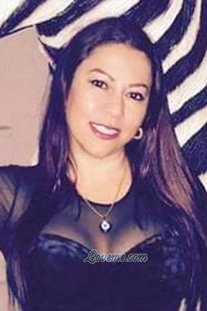 208862 - Gabriela Edad: 54 - USA