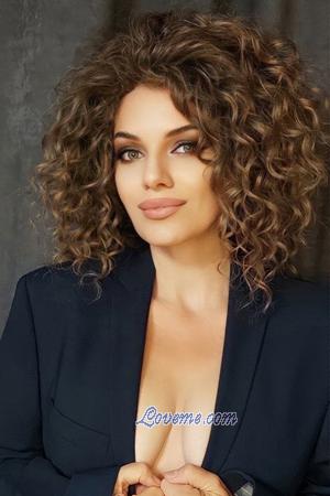 210041 - Svitlana Edad: 45 - Ucrania