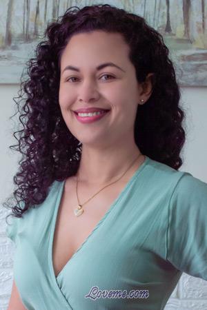 210532 - Judith Edad: 38 - Per&uacute;